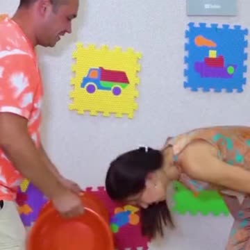 #shotoniphone meme 🤣 OHHH ... NOOO ... MY HEAD 🤣 #prank #shorts