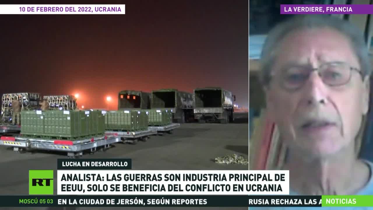 Esperto: gli USA traggono vantaggio dal conflitto in Ucraina armando Kiev."Gli USA sono il principale produttore di armi al mondo",ha spiegato perché la guerra è l'industria principale del paese nordamericano..