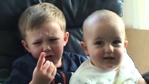 VERY VERY FUNNY VIDEO BABY BABY BABY VIDEO Charli biting finger