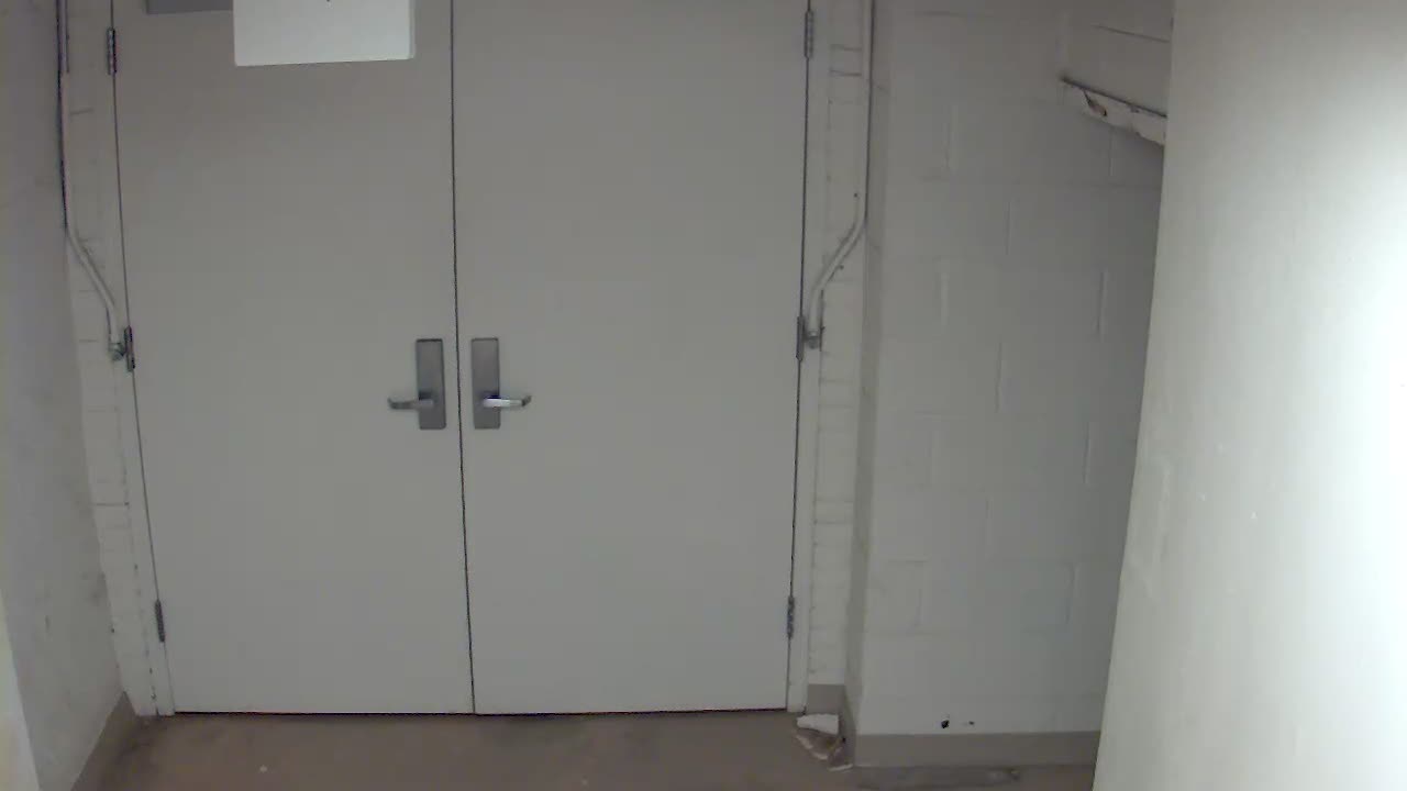 8474OHOBSBWestTunnel_2021-01-06_01h00min00s827ms.mp4