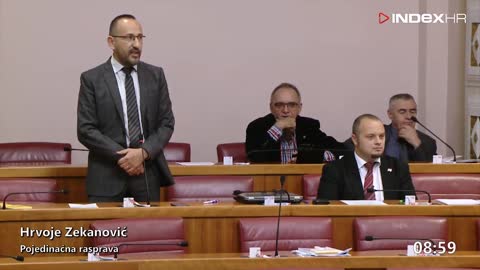 Zekanović ministrici Divjak: Tko to sjedi kraj vas? Što radi taj Maro Alavanja?