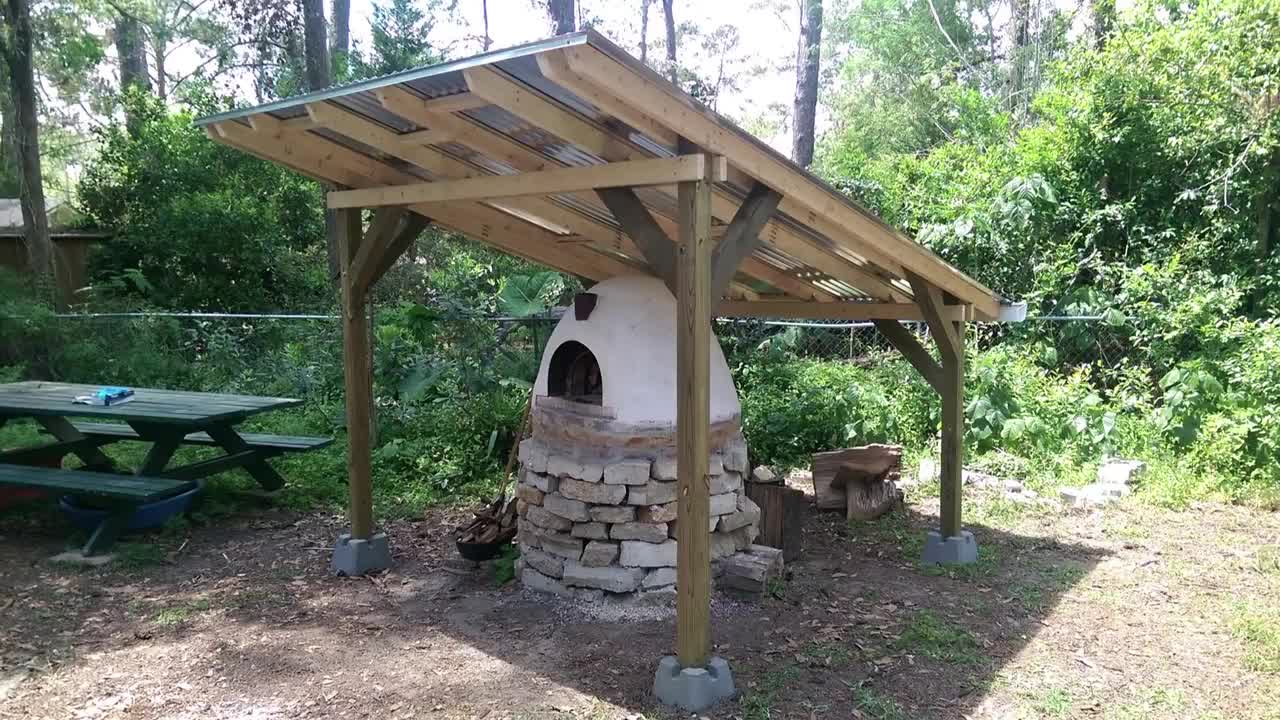 Oven Building out of Clay