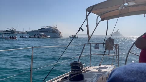 Yacht Passengers Evacuate Moments Before Blaze