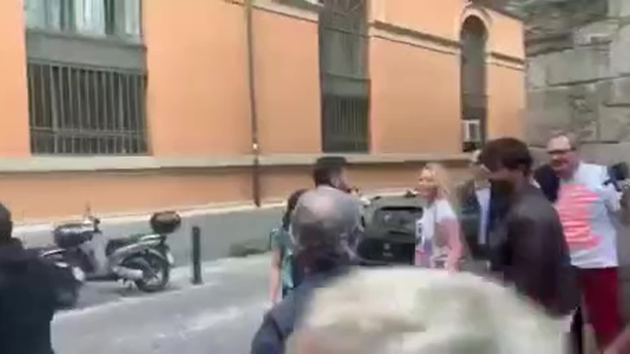 BOLOGNA: ITALIEN: ‼️"MÖRDER! MÖRDER!"‼️