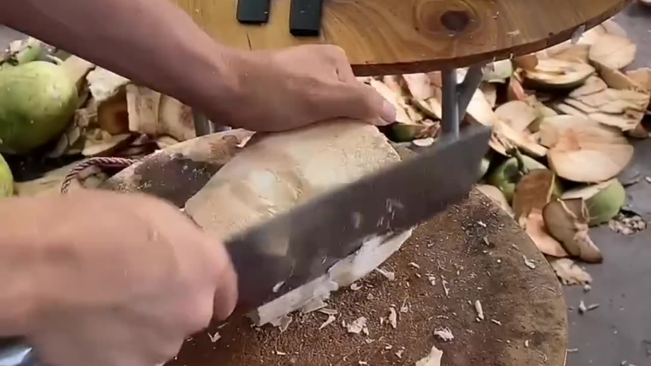 Amazing Coconut Cutting Skills