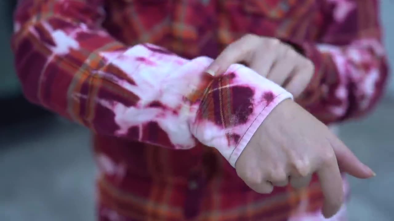 Tie-Dying My Clothes With Bleach