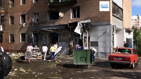 Ukraine continues incursion on Russia while overnight Kremlin attack on Kyiv kills two