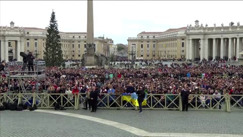 Pope decries civilian deaths in Gaza in Chrismas message