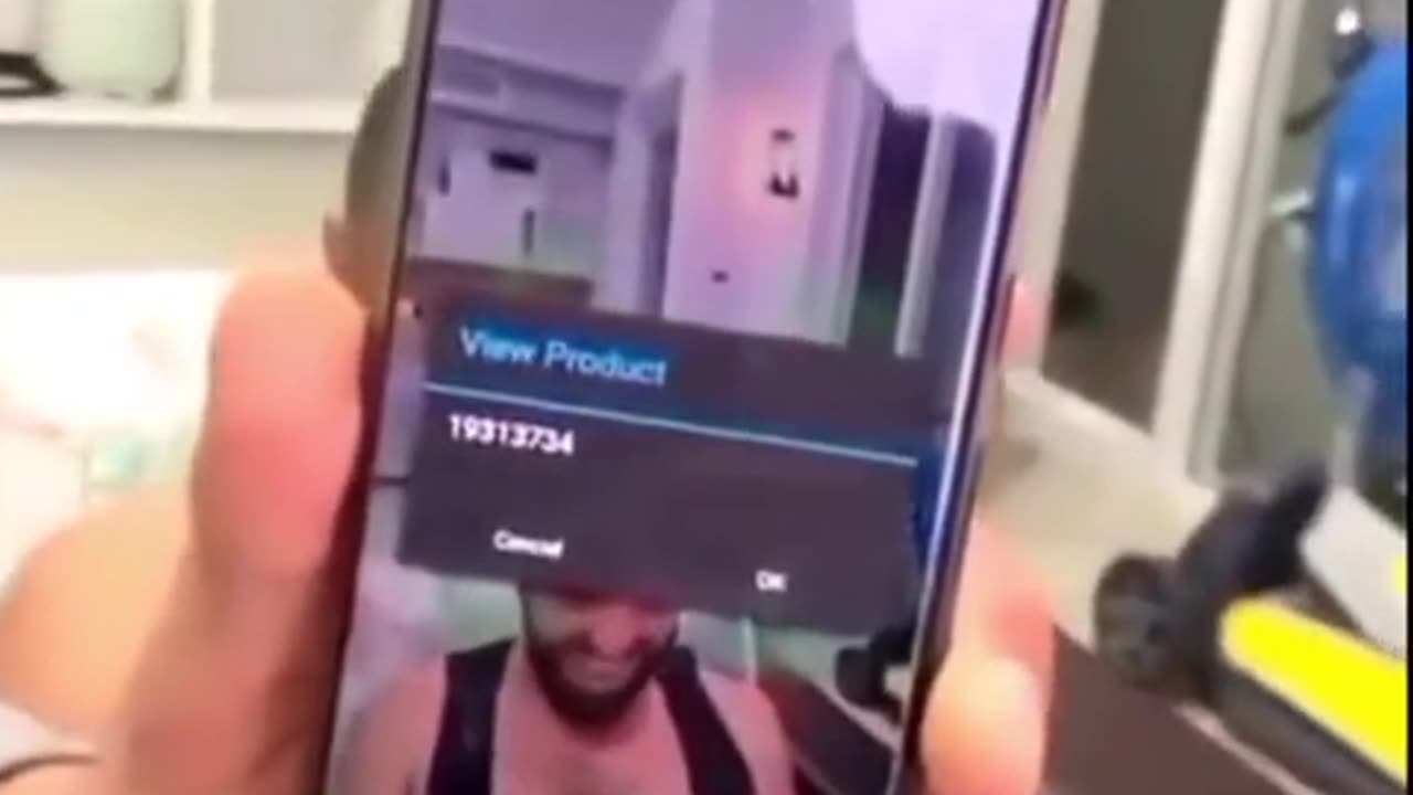 ΕΓΙΝΕ ΕΝΑ ΠΡΟΙΟΝ ΠΟΥ ΣΚΑΝΑΡΕΤΑΙ Κ ΓΕΛΑΕΙ ΚΙΟΛΑΣ