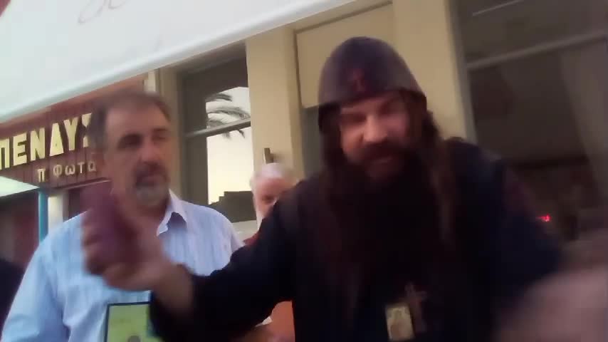 ΟΙ ΆΝΘΡΩΠΟΙ ΠΛΕΟΝ ΔΕΝ ΕΜΠΙΣΤΕΎΟΝΤΑΙ ΤΟΝ ΤΡΙΑΔΙΚΟ ΘΕΟ