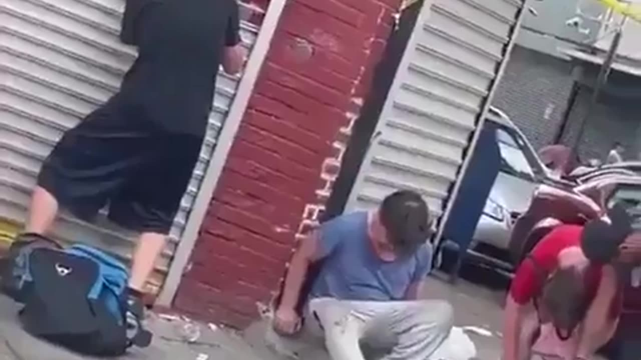 Fentanyl is killing people, life for the dealers?