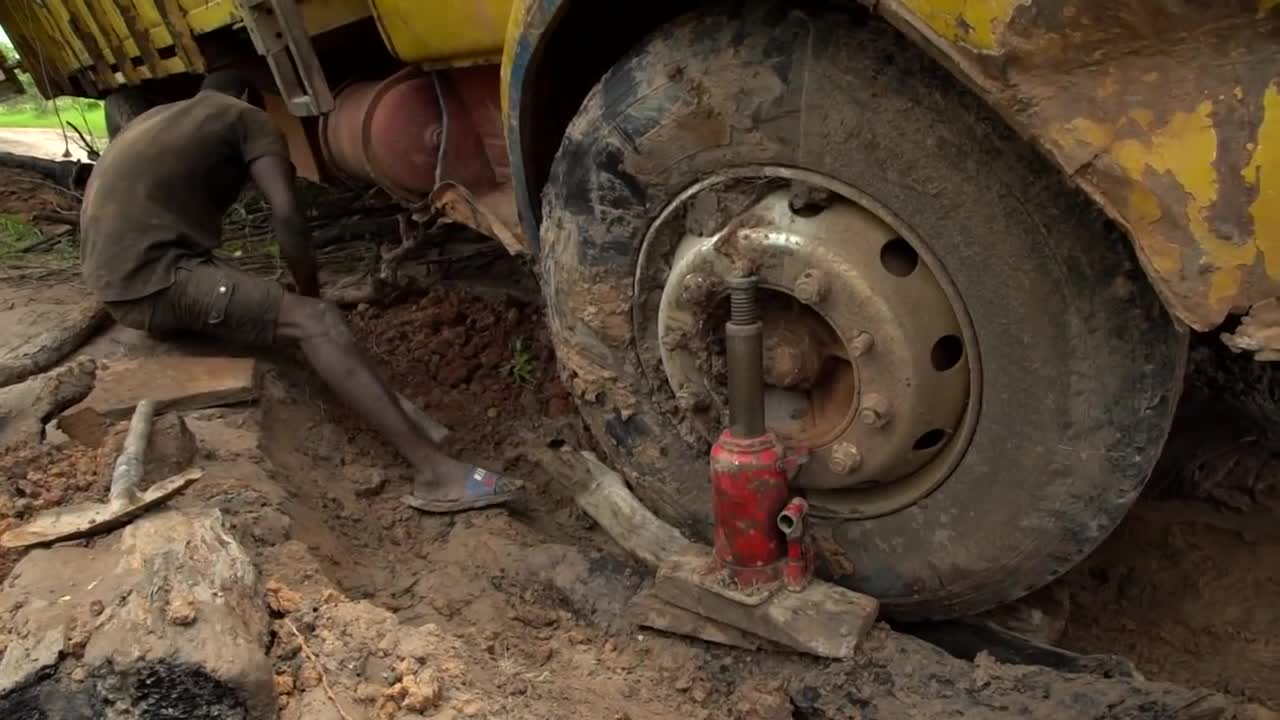 Deadliest Roads | Senegal