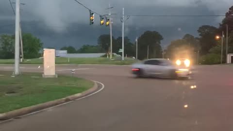 Driver Finds Developing Funnel Cloud