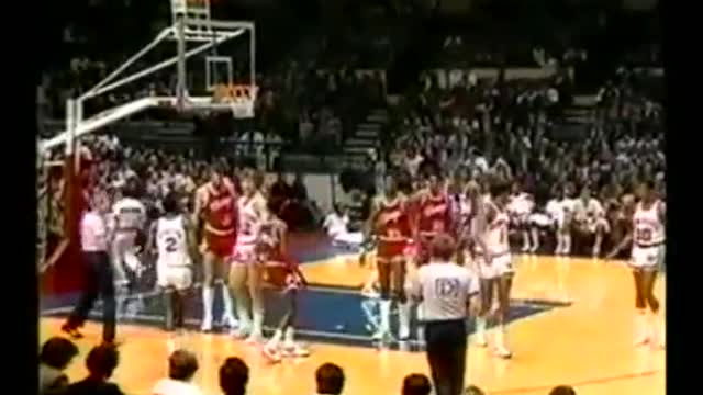 Chicago Bulls Vs New York Knicks game 7/ Nov 8, 1984