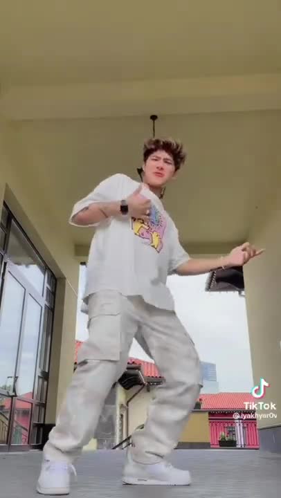 idris❤️ _ Dance Challenge _ TikTok DM