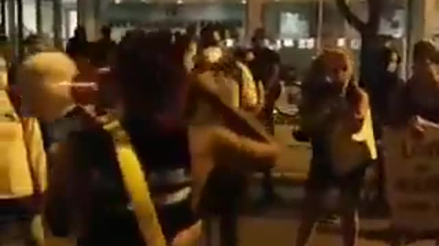 BLM & Antifa Riots 2020 - 2020-08-11-02-12-53-Chicago.mp4