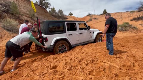 Stuck on the sand hill on the Barracks Trail