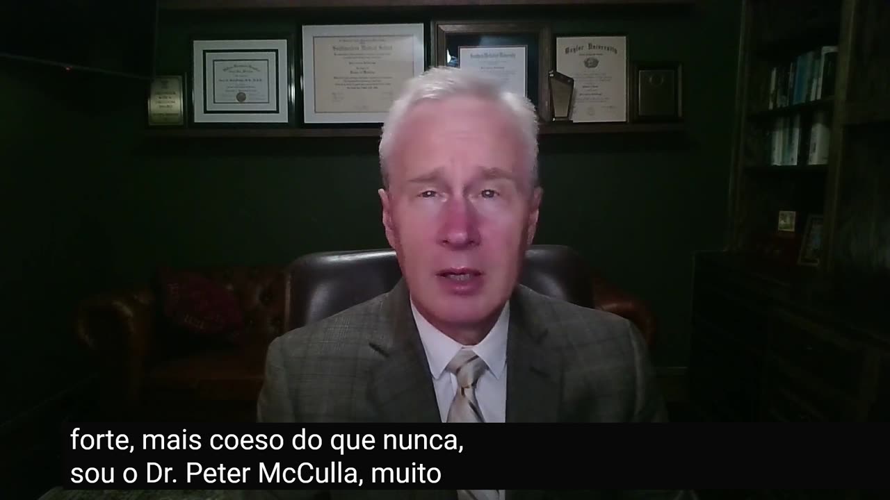 Dr. Peter McCullough fala sobre efeitos colaterais das vacinas de mRNA, contra Covid-19.