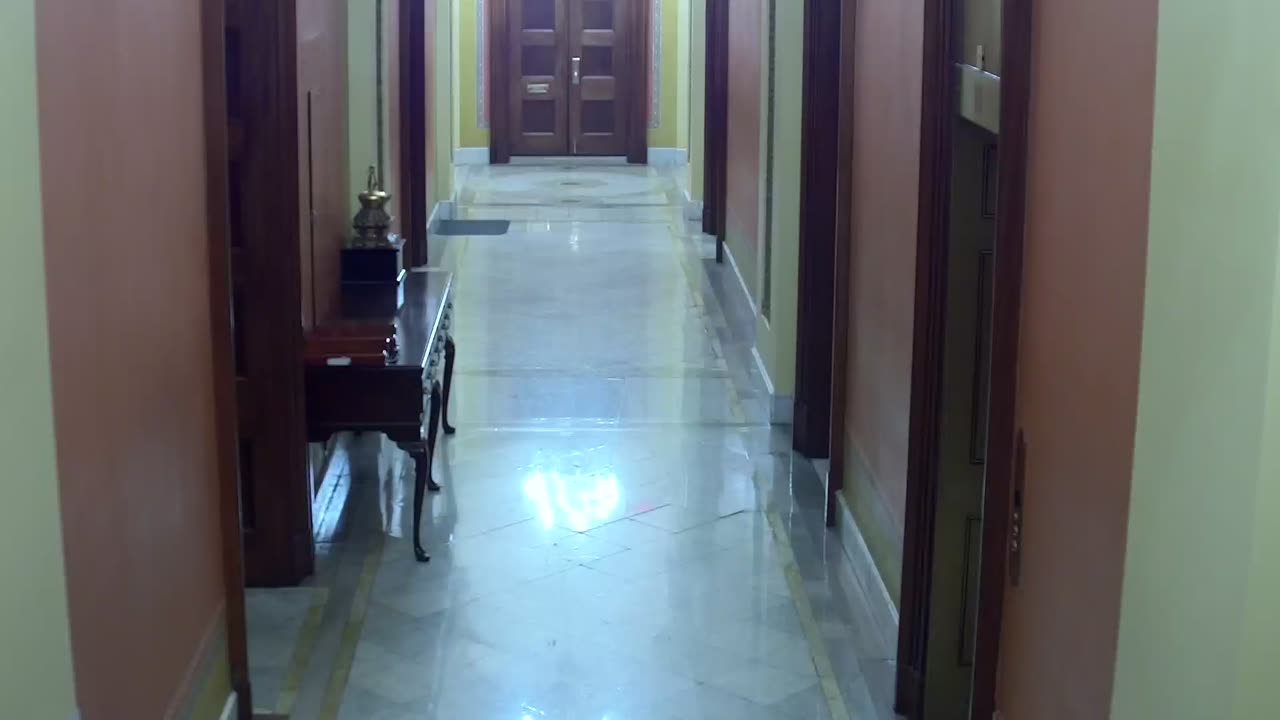 0263USCH02H227Hallway_2021-01-05_20h40min01s223ms.mp4
