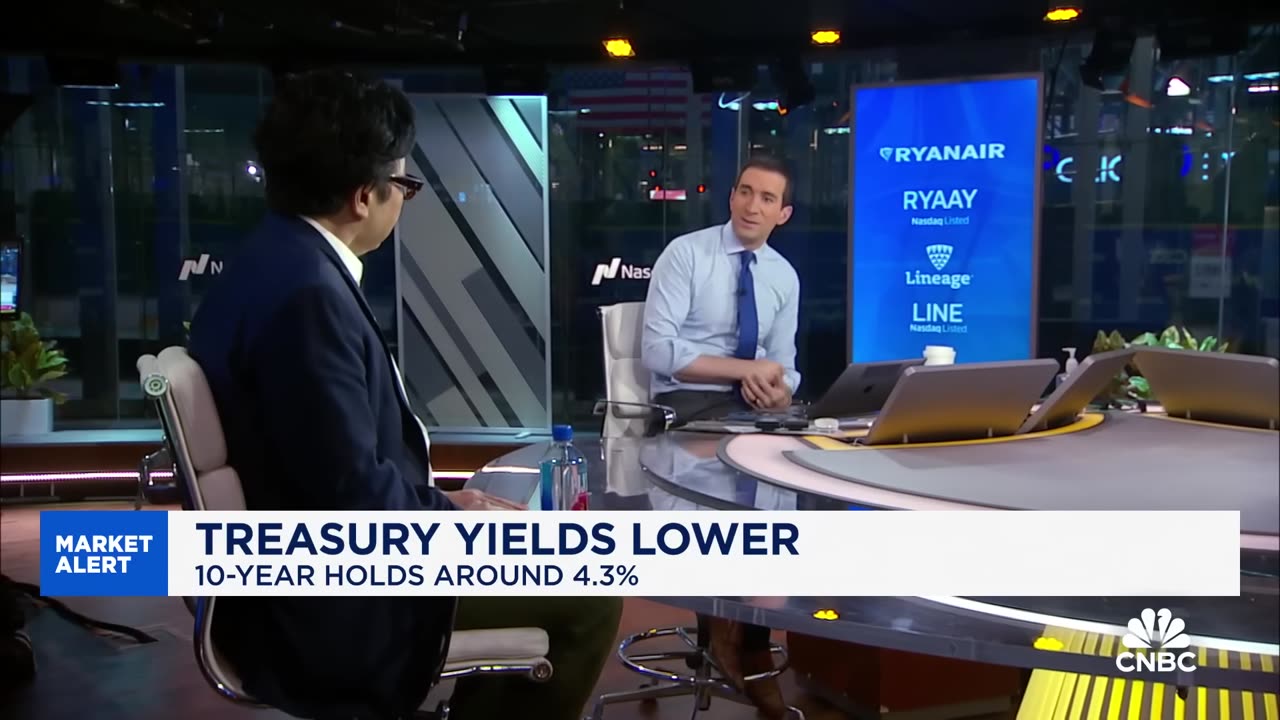 Market's set up for a very good rally into year-end no matter who wins election： Fundstrat's Tom Lee