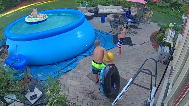 Funny Fails At The Pool | TRY NOT TO LAUGH 2021 | LAUGH TRAPPED