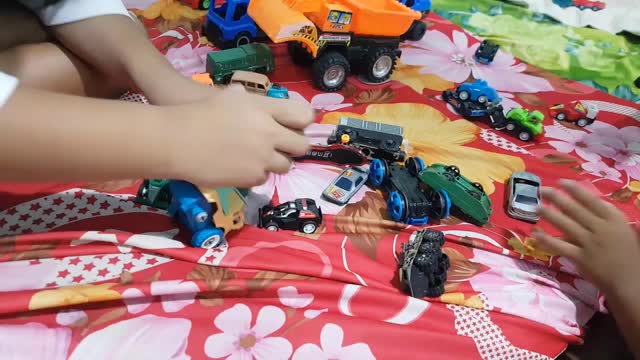 toy cars and trucks for kids (episode 4)