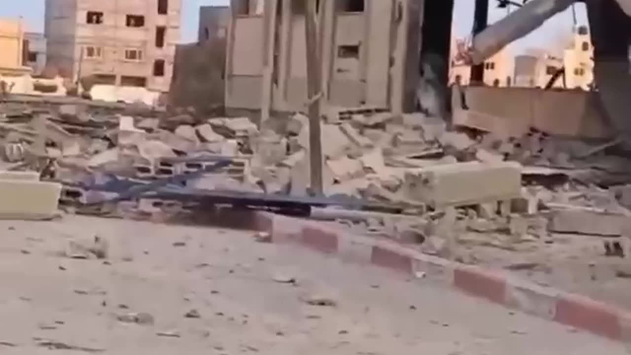 Mosque destroyed in Gaza