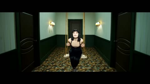 Jessie J - Nobody's Perfect (Official Video)