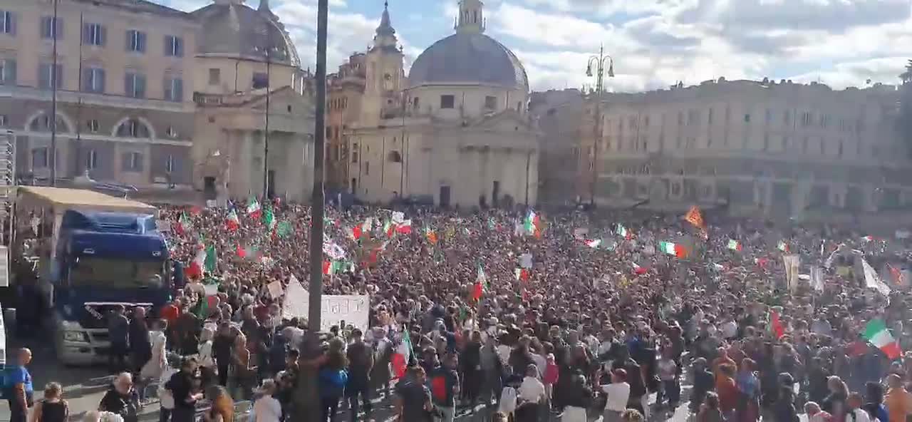 ROMA 09-10-2021 PIAZZA DEL POPOLO