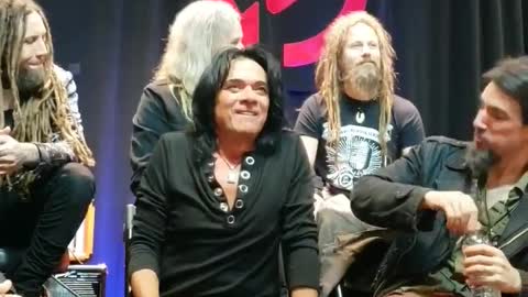 Replay Q & A Introductions With Metal Stars