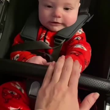 CUTE BABY FUNNY BABY EXERCISE👯‍♂️😺😜😃💛