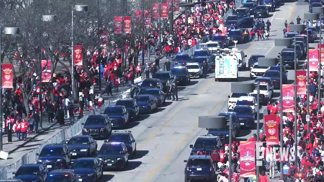 Taylor Swift Donates $100k to Family of Woman Killed During Kansas City Chiefs Parade