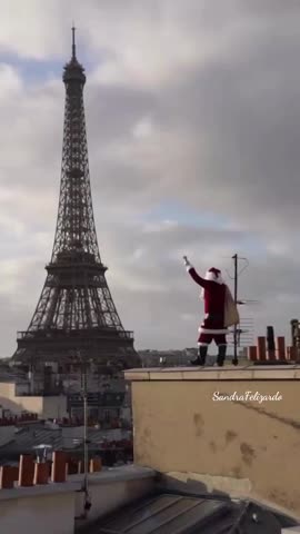 Santa in Paris