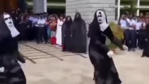 Funny school dance