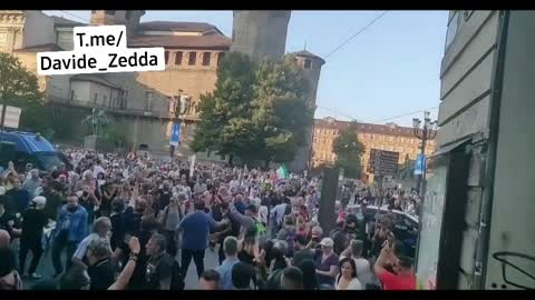 Torino scende in piazza: No Green Pass - 11.09.2021