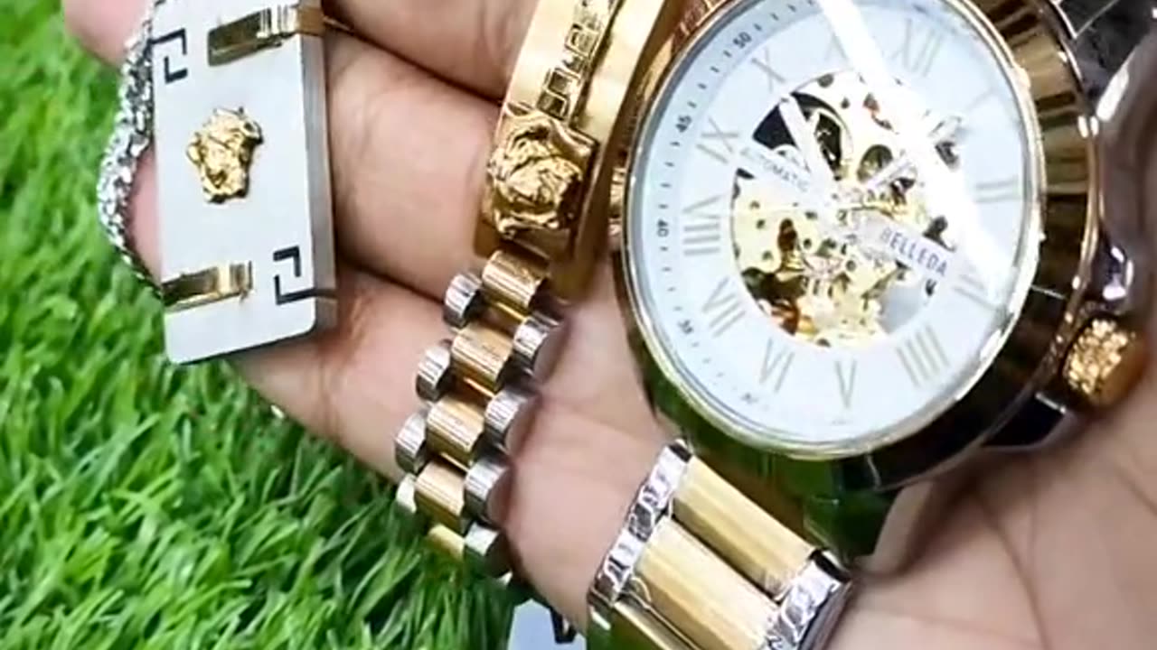 Watch set very beautiful