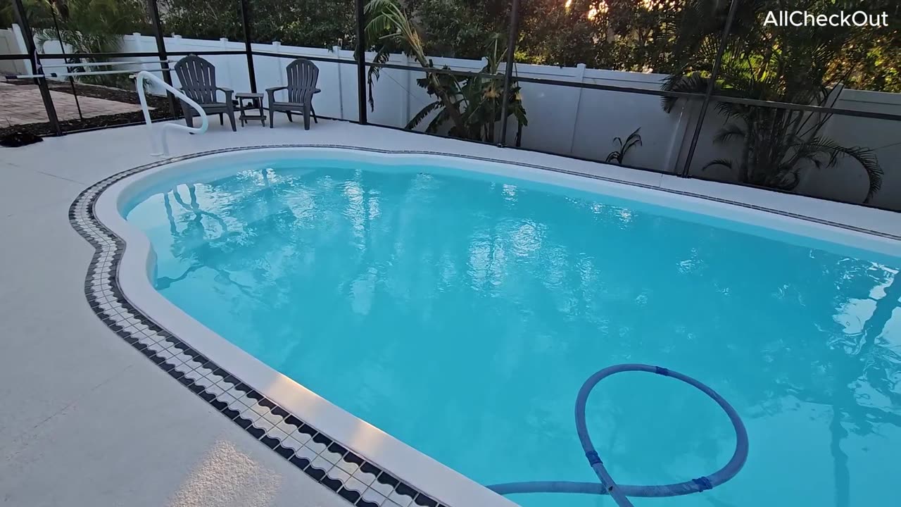 Salt Water Pool VS Chlorine Pool: How Do They Hold Up Without a Pump During a Hurricane?