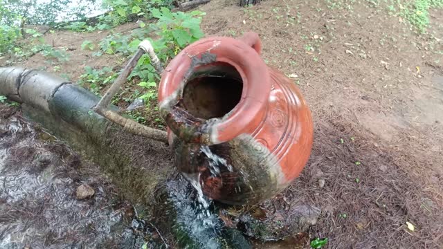 The endless flow of water from the water tank is very magical!