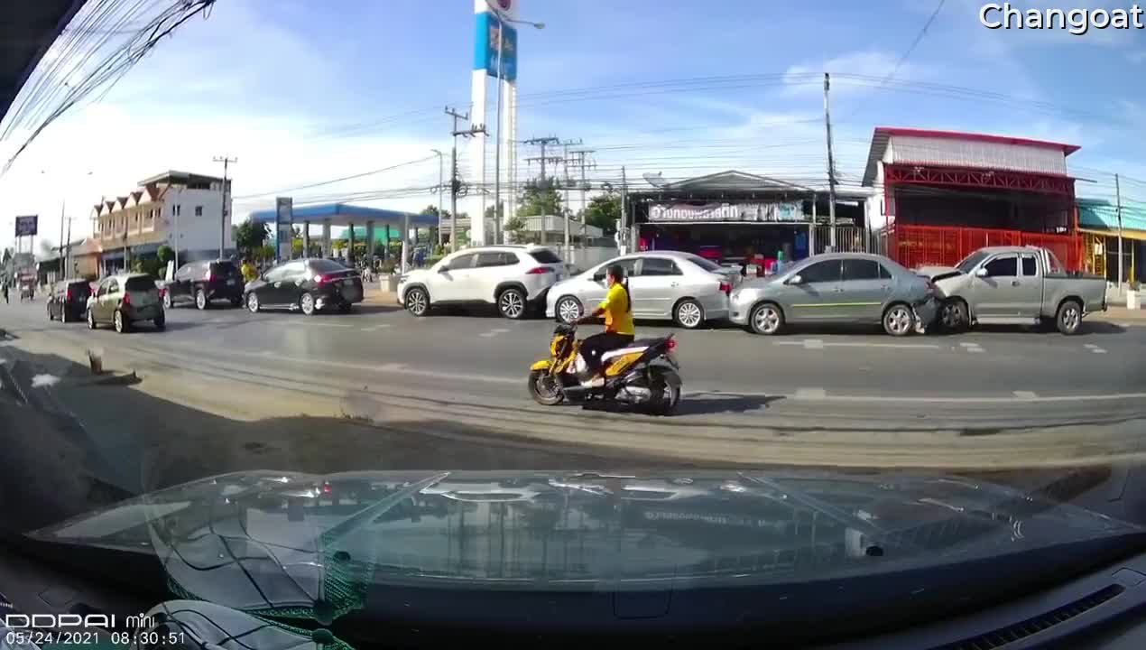 Six Car Rear End Accident