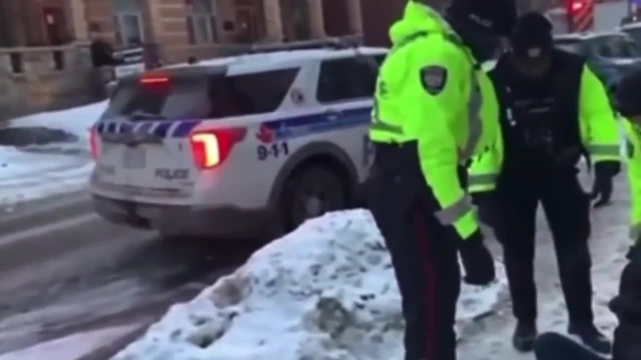Ottawa man steals a Canada flag from a 13-year-old girl... angry about the Freedom Convoy Protest