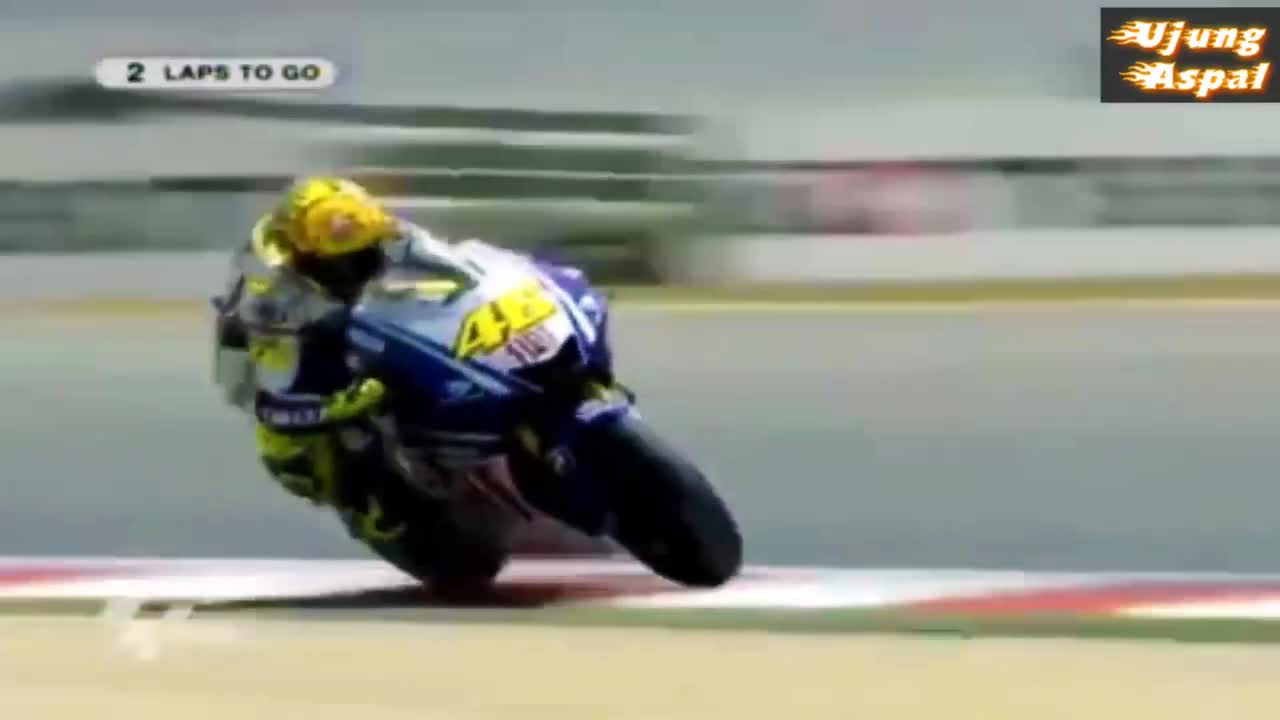 Battle Race of Valentino Rossi VS Jorge Lorenzo