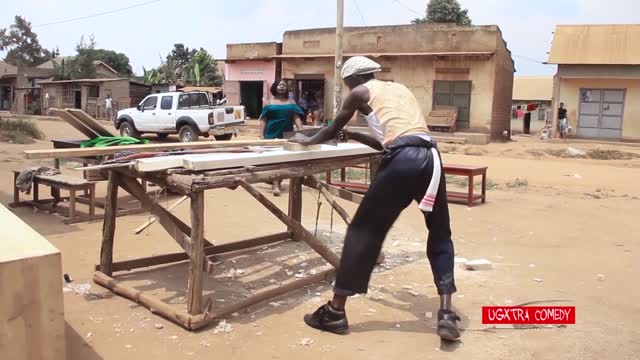 FUNNIEST CARPENTER COMEDY