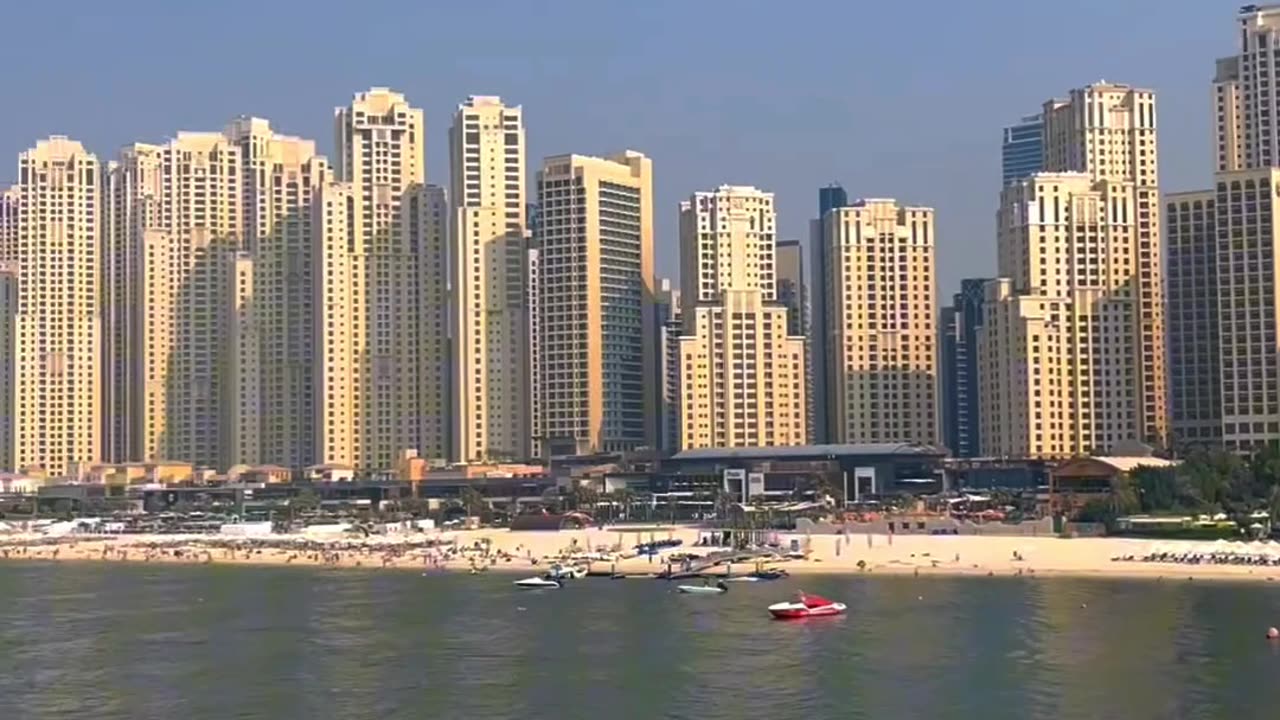 Dubai Marina Beach