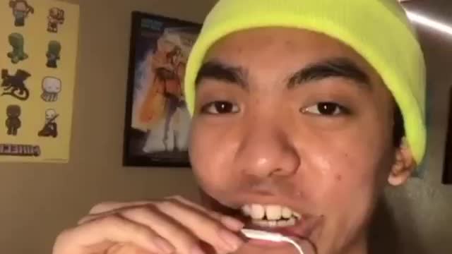 EMOJI TIK TOK