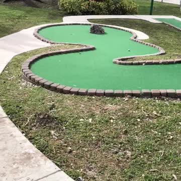 cojo plays adaptive small golf