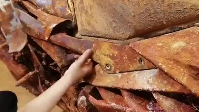 Can a motorcycle that has aged like this be repaired? Car repair and auto repair?