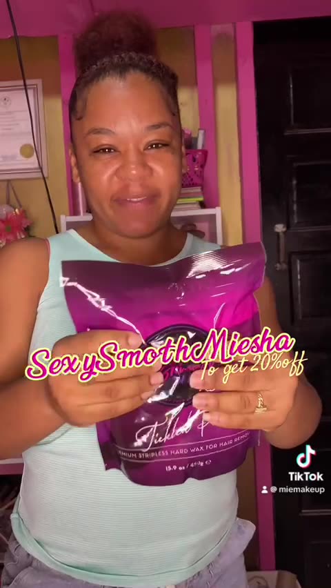 Melting and Reviewing Sexy Smooth Tickled Pink Hard Wax by Miesha Brannon