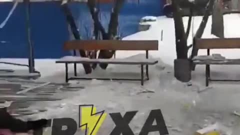 Ukraine War - Russian Mortar Hits Market (NSFW)