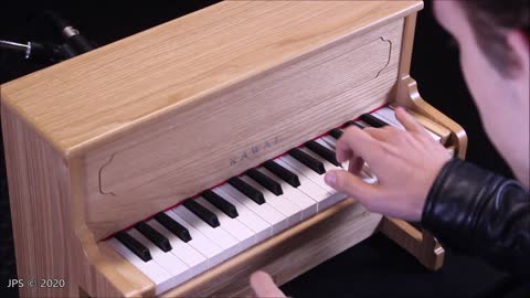 Kawai's Smallest Piano