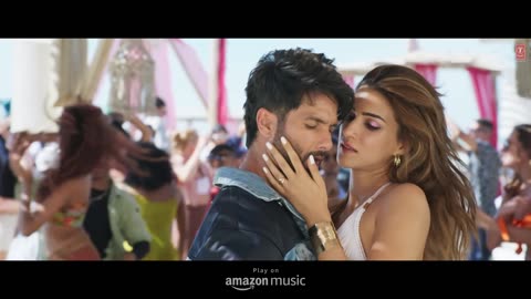 Akhiyaan_Gulaab__Song___Shahid_Kapoor,_Kriti_Sanon___Mitraz